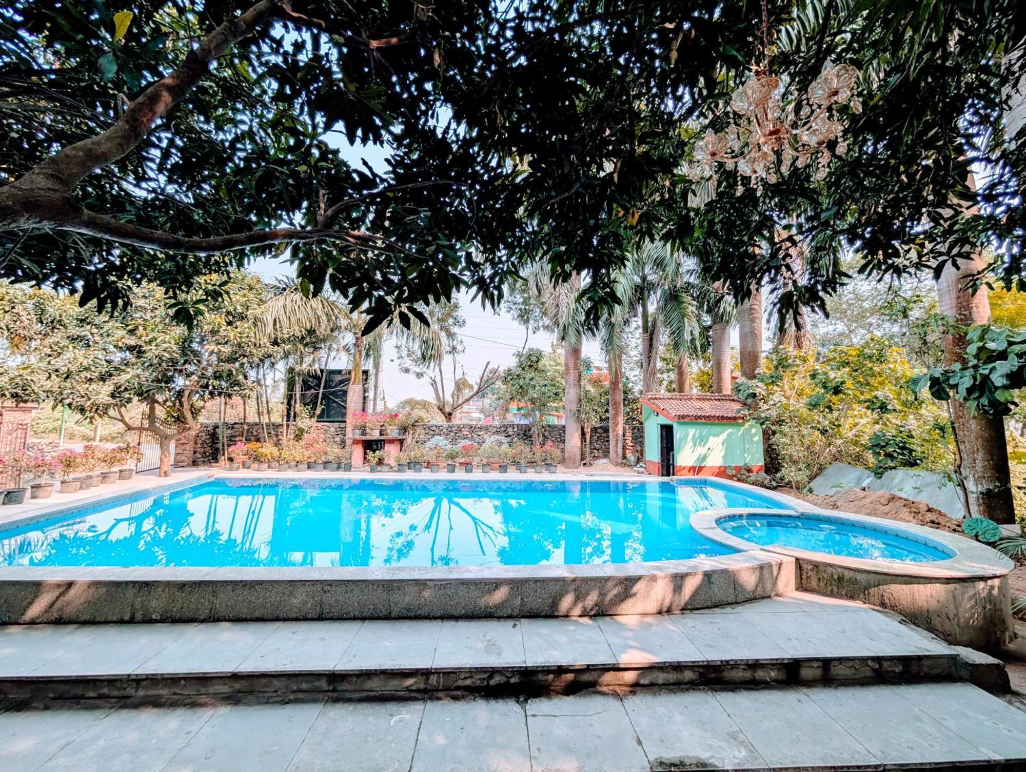 Rangamati Garden Resort Shanti Niketan Luaran gambar